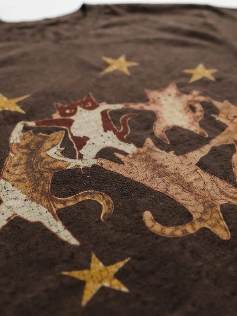 Gildan Brown Cat Dance Tee with Gold Stars